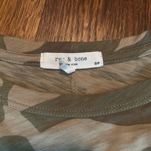 Rag & Bone cropped camo long sleeve top - Picture 3 of 4